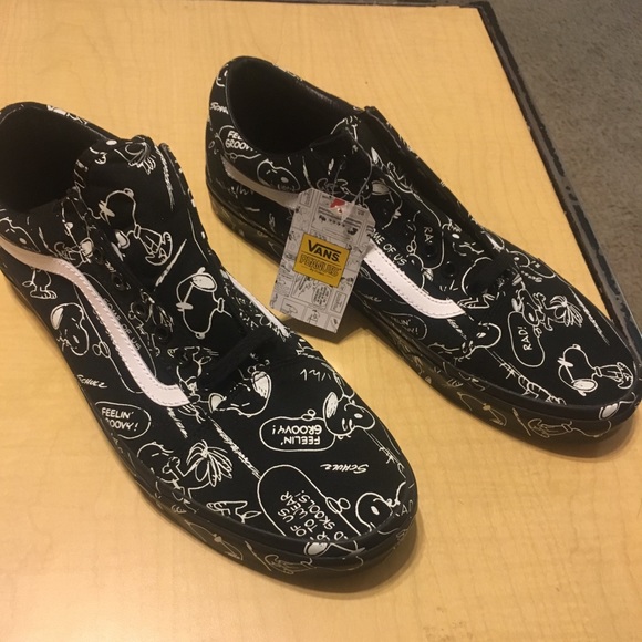 Vans Other - Vans x peanuts, snoopy old skool